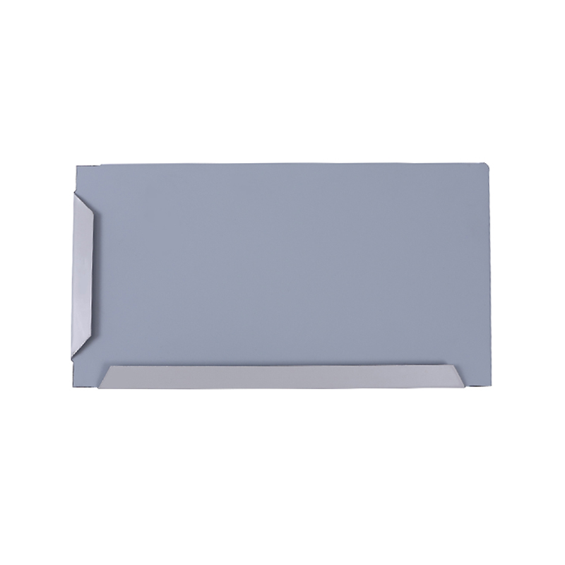 Tuile rectangulaire en métal